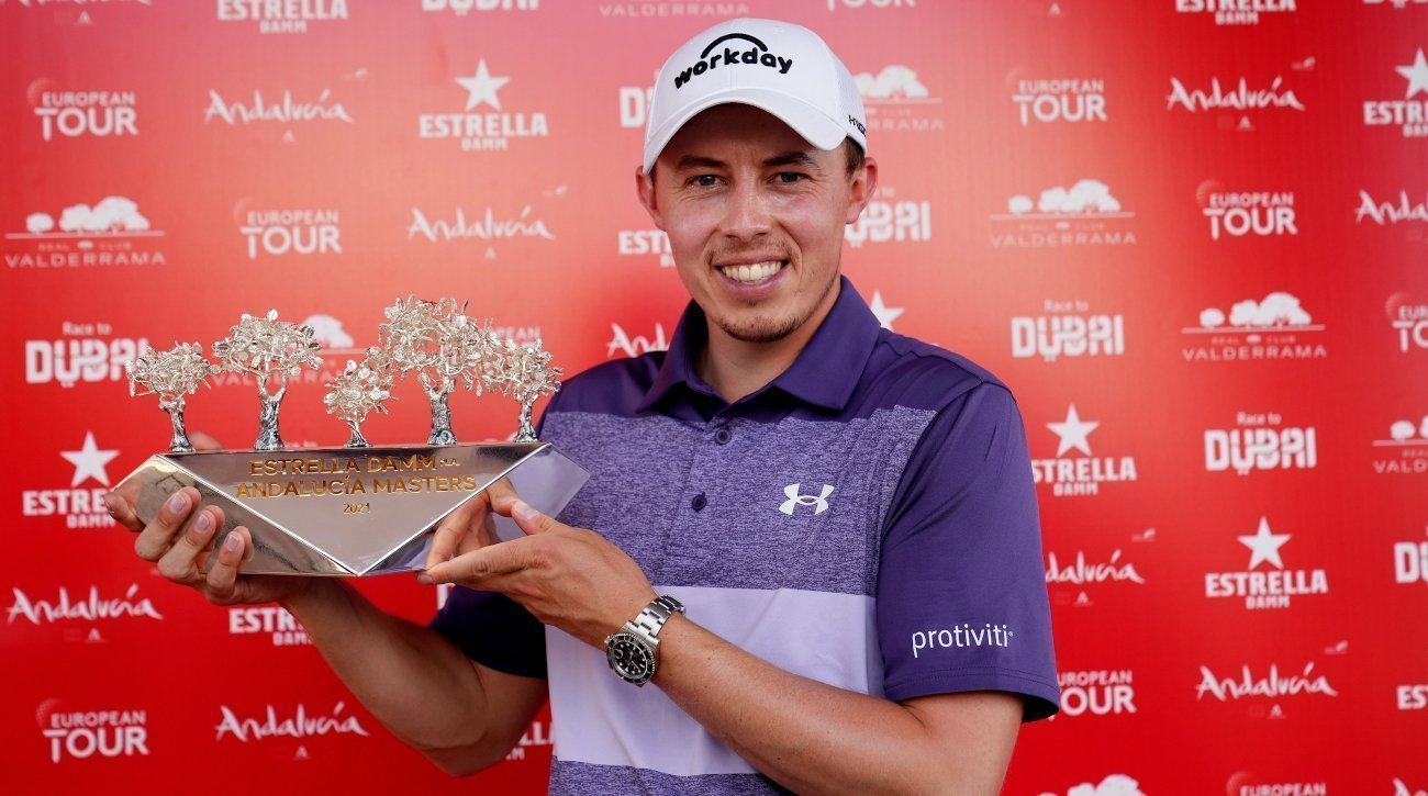 Matt Fitzpatrick with the Estrella Damm N.A. Andalucía Masters trophy (photo © Real Club Valderrama)